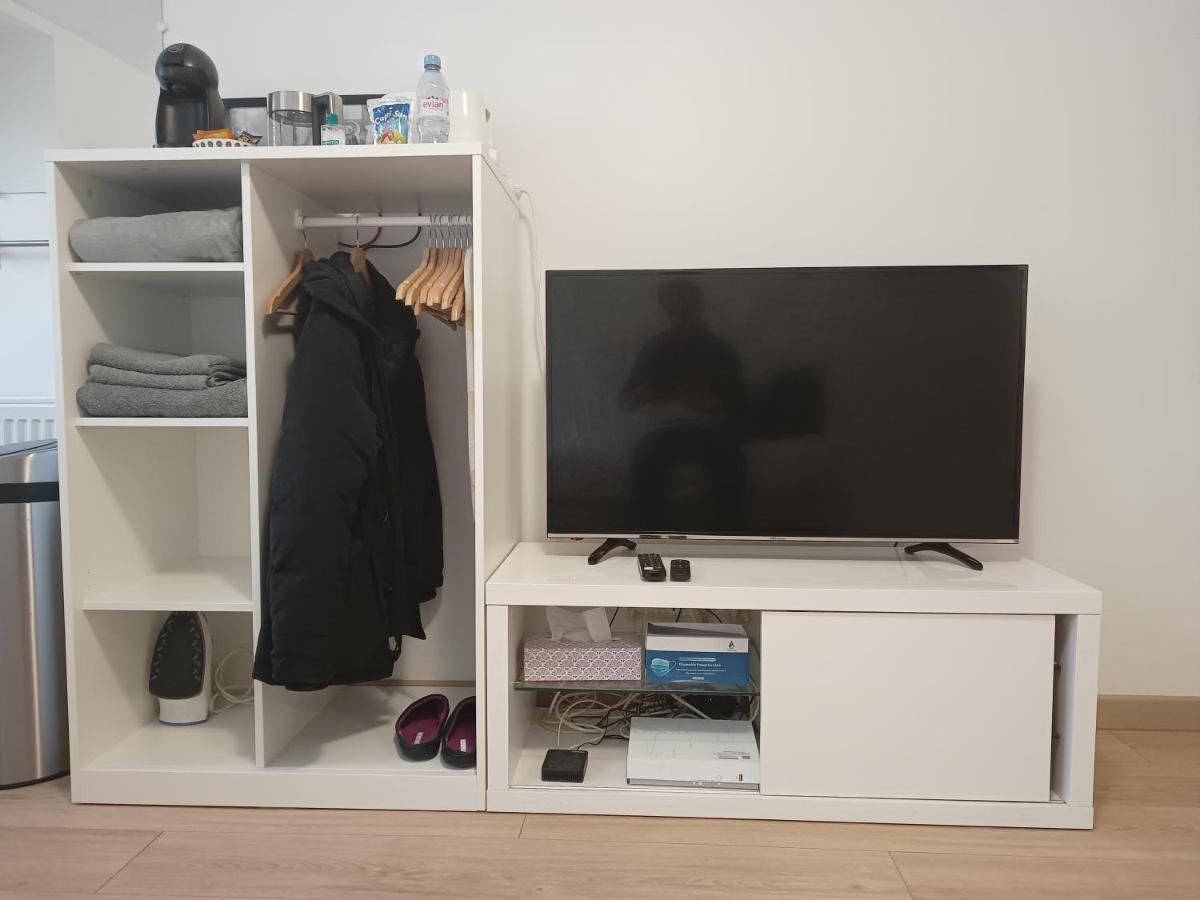 Studio Meuble A ブージバル エクステリア 写真